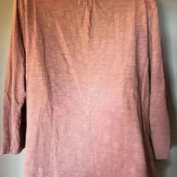 L.L. Bean Women's Sz L Reg. Loose Fitting V Neck 3/4 Sleeve Top In Dusty Rose - Picture 2 of 3